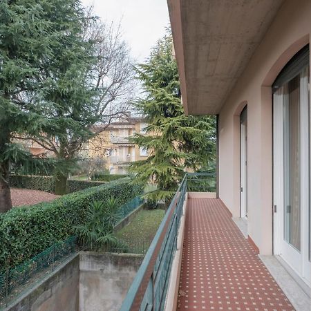 Aura Home Sirmione - 2 Bedrooms Apartment Eksteriør bilde