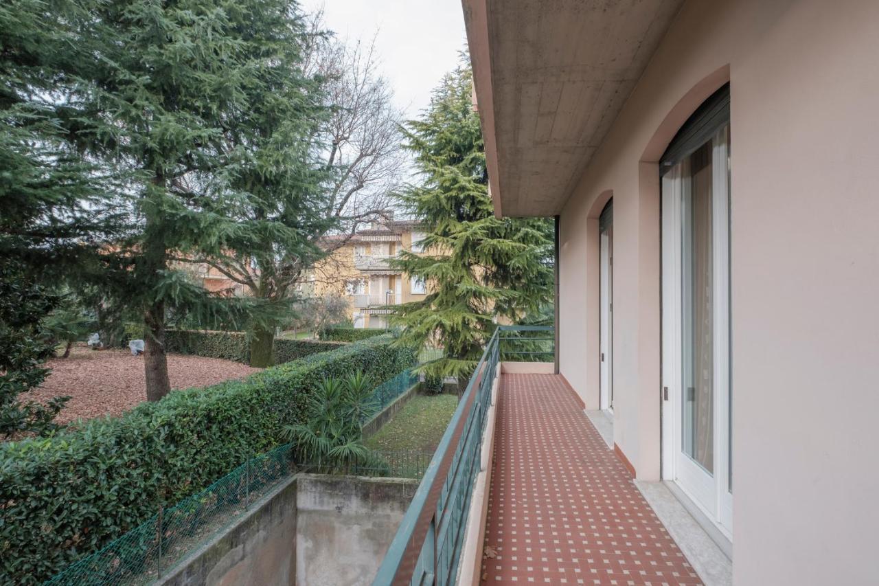 Aura Home Sirmione - 2 Bedrooms Apartment Eksteriør bilde