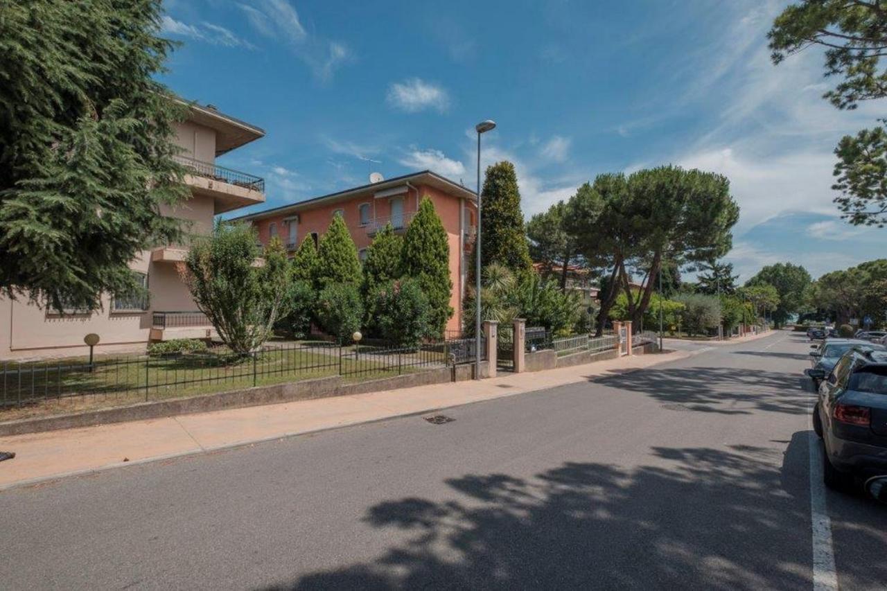 Aura Home Sirmione - 2 Bedrooms Apartment Eksteriør bilde