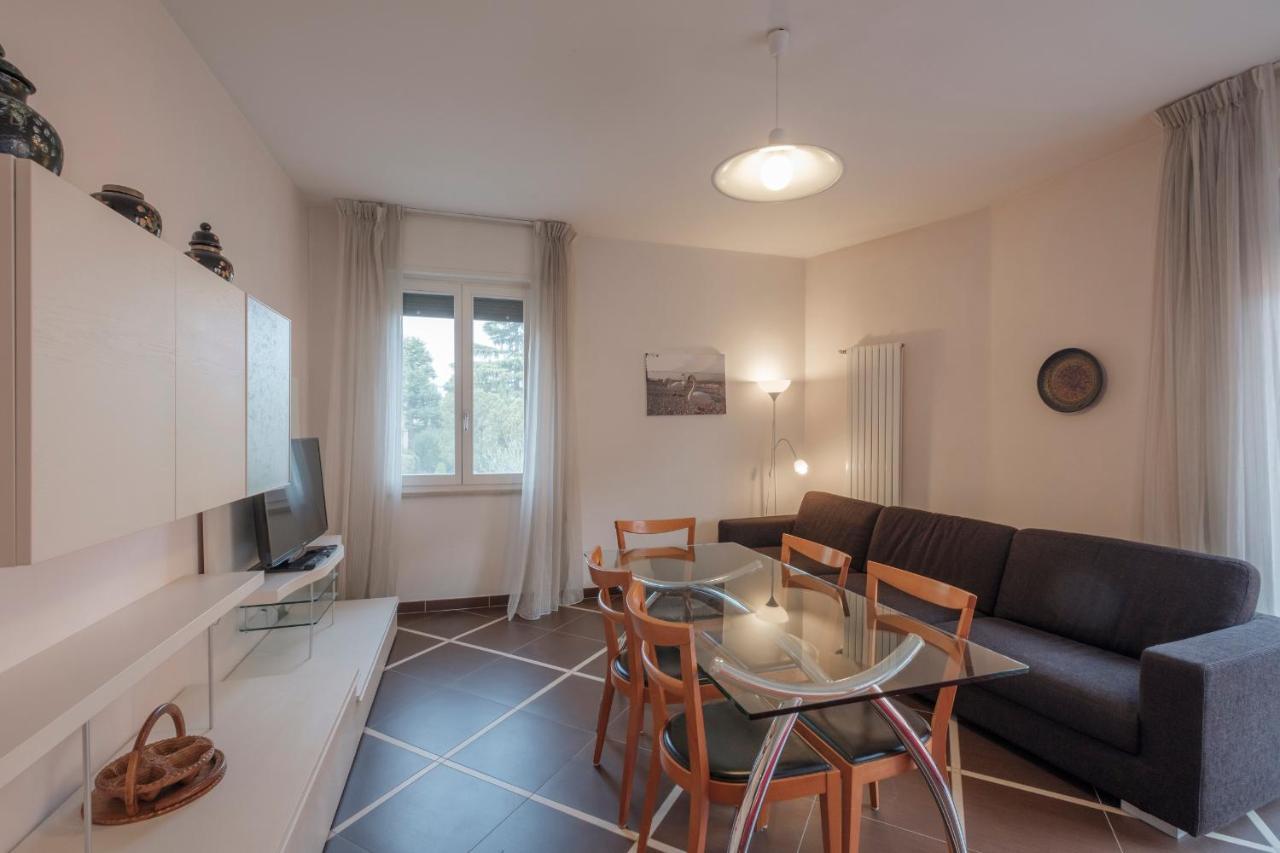Aura Home Sirmione - 2 Bedrooms Apartment Eksteriør bilde