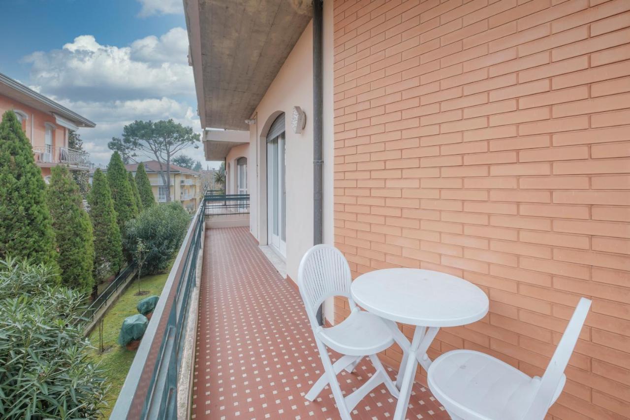 Aura Home Sirmione - 2 Bedrooms Apartment Eksteriør bilde