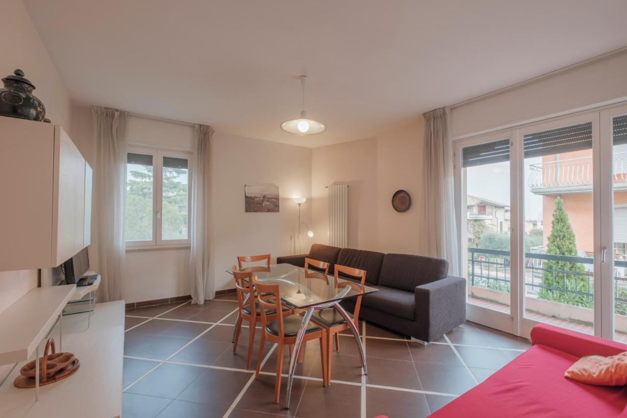 Aura Home Sirmione - 2 Bedrooms Apartment Eksteriør bilde