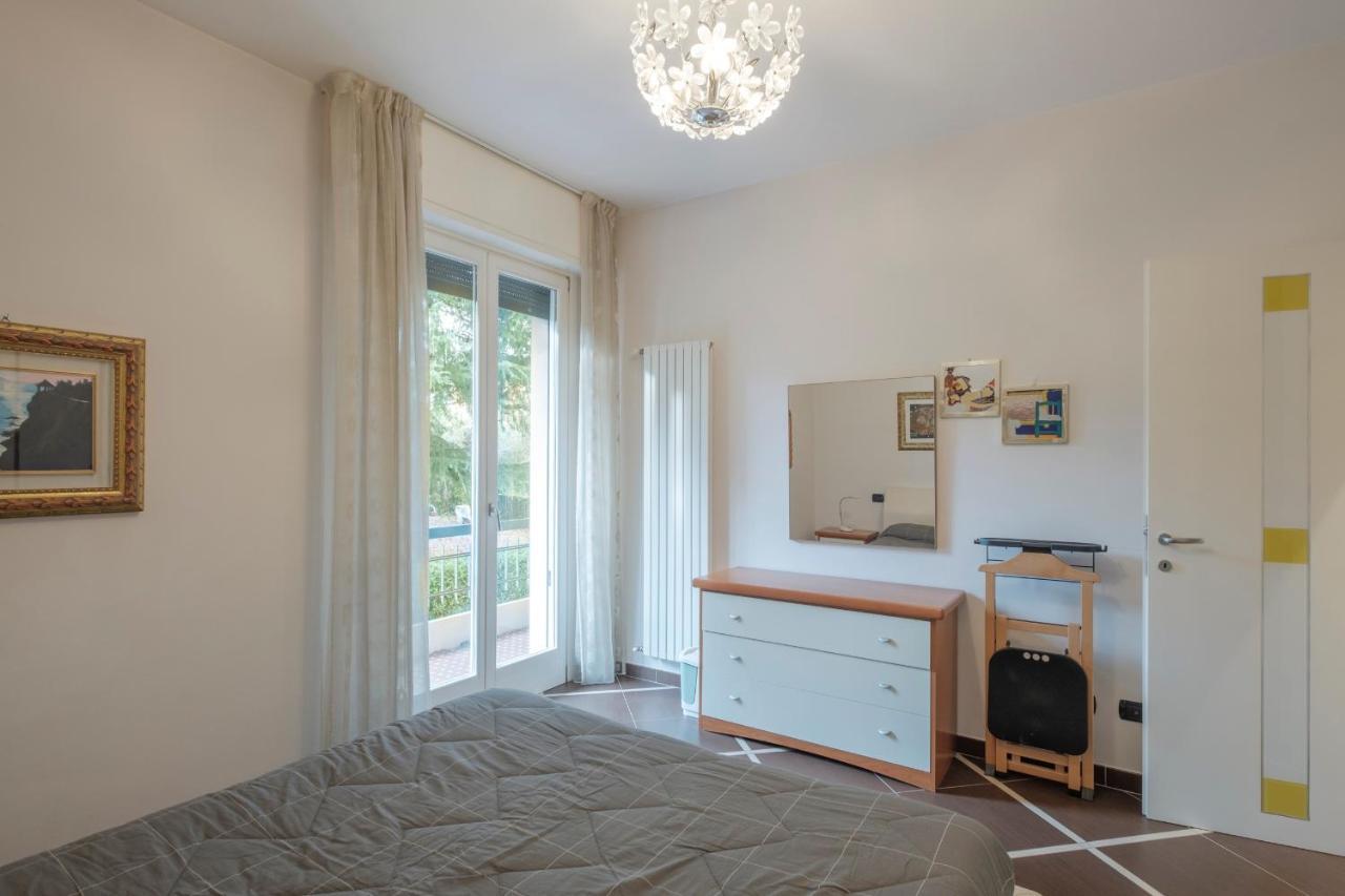 Aura Home Sirmione - 2 Bedrooms Apartment Eksteriør bilde